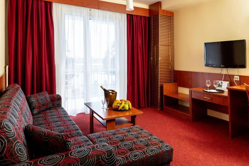 Hotel Senec Aqua Resort - Family Friendly Exteriör bild