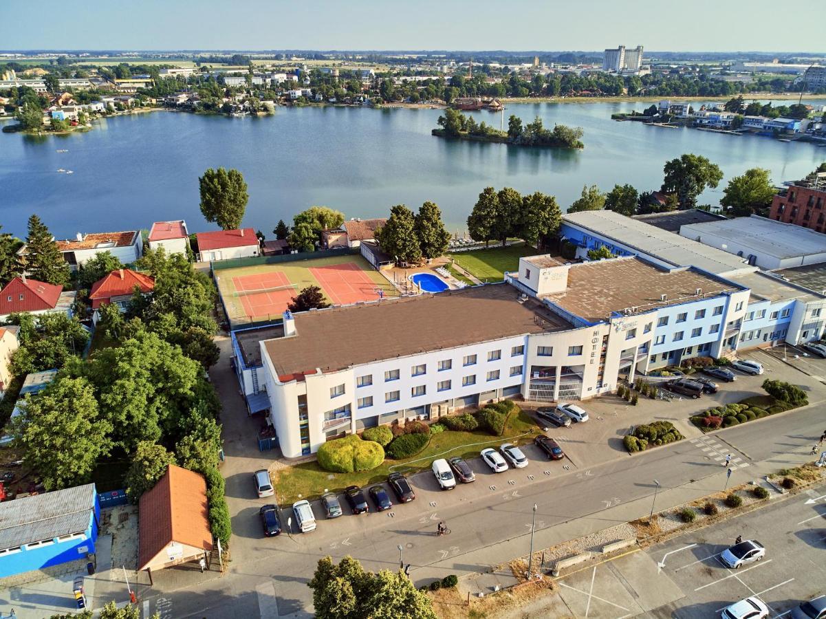 Hotel Senec Aqua Resort - Family Friendly Exteriör bild