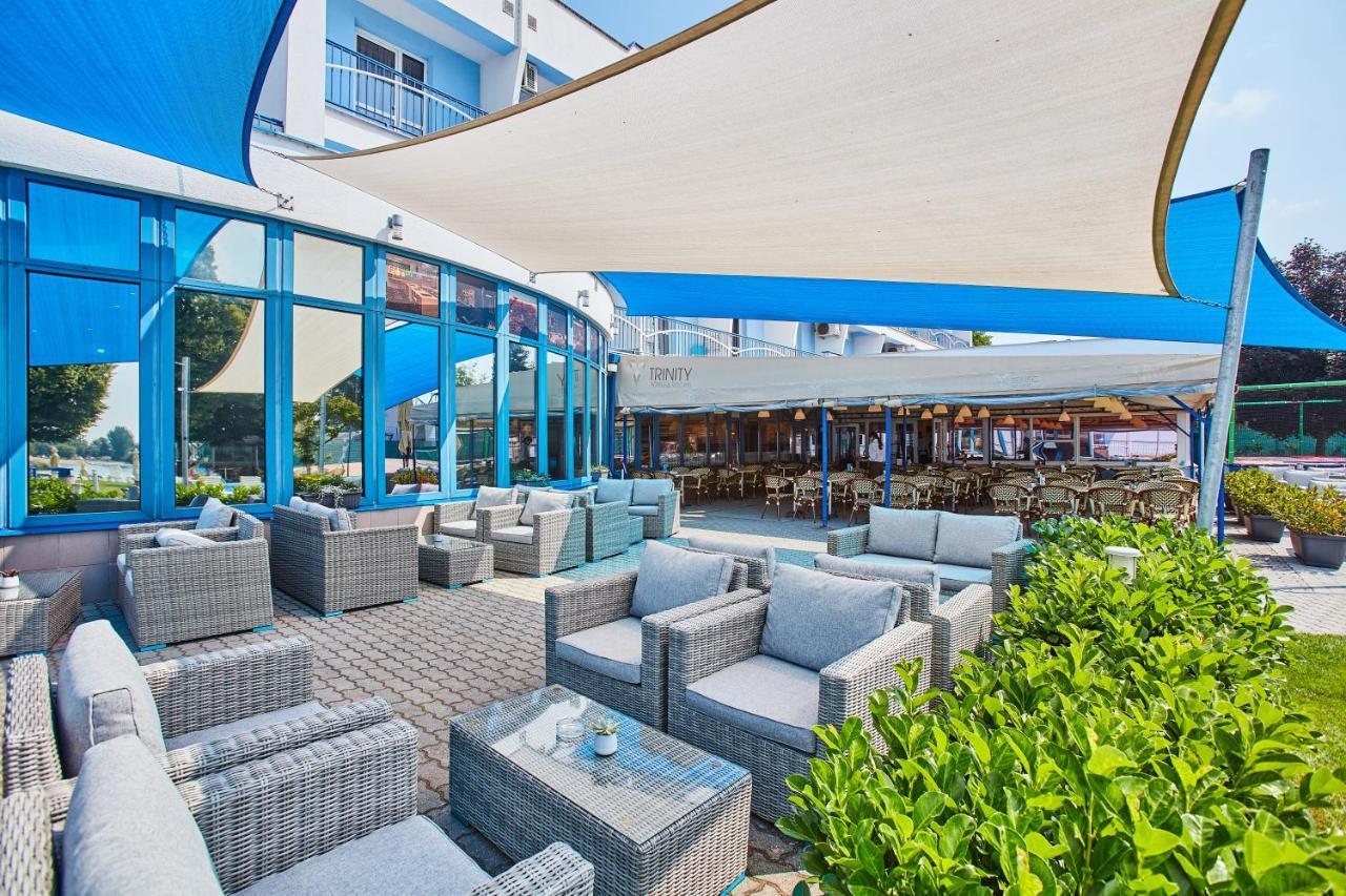 Hotel Senec Aqua Resort - Family Friendly Exteriör bild