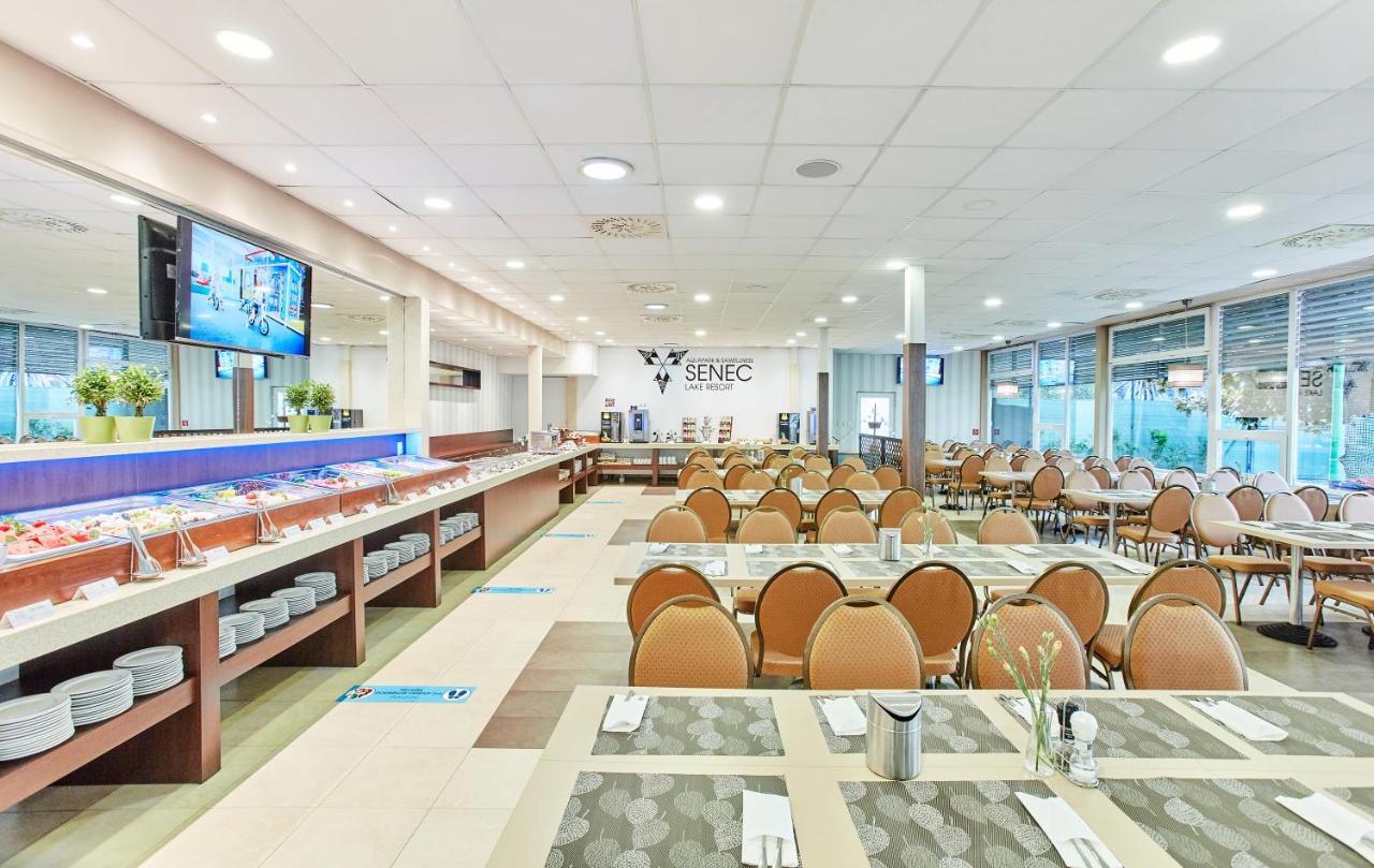 Hotel Senec Aqua Resort - Family Friendly Exteriör bild