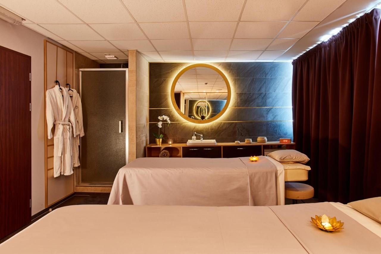 Hotel Senec Aqua Resort - Family Friendly Exteriör bild
