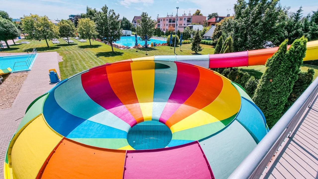 Hotel Senec Aqua Resort - Family Friendly Exteriör bild